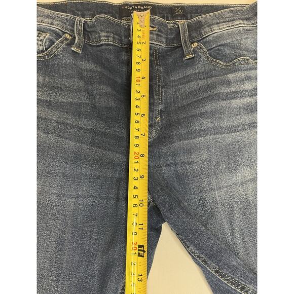 Lucky Brand Mid Rise Sienna Boyfriend Fit Size 12/31 Women's Jeans Medium Wash - Picture 5 of 8